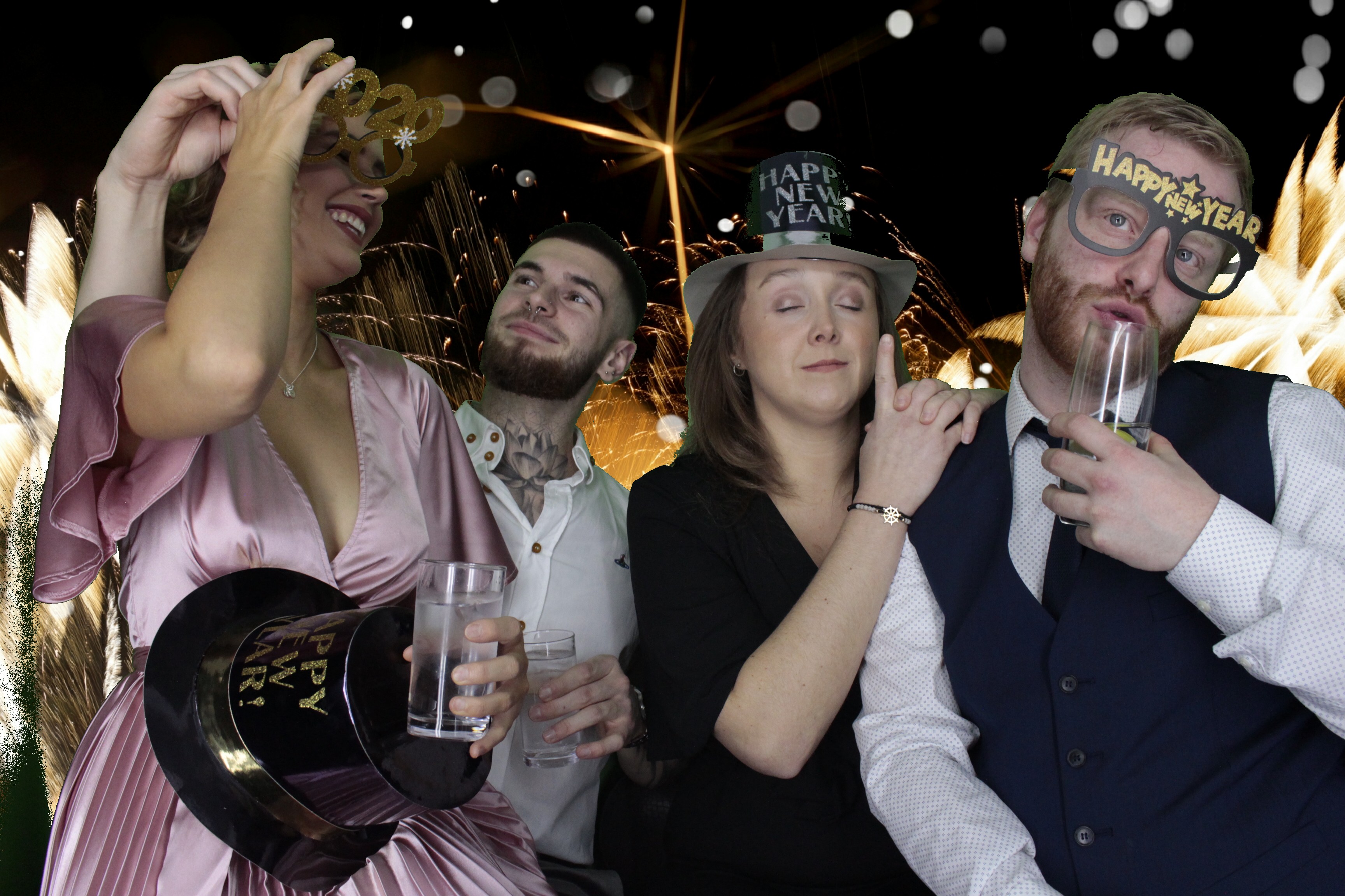 NYE Party | View more photos from the event at gallery.myphotoboothexperience.co.uk/u/MyPhotoBoothExperienceLtd/NYE-Party